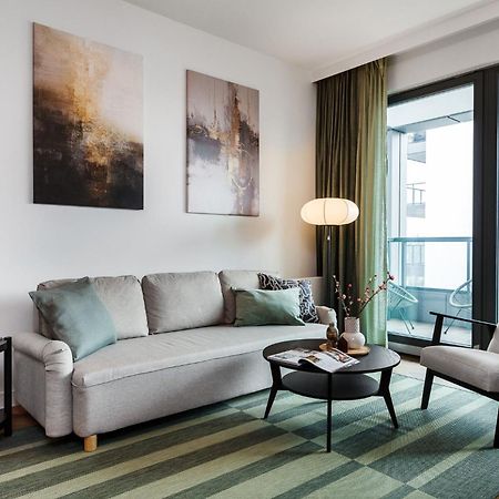 City Center - Walowa I Popieluszki By Apartmore 格但斯克 外观 照片